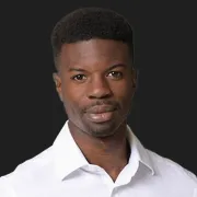 efayomi-carr-profile